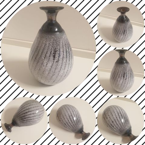 VINTAGE/RETRO "VASE "FARGET GLASS MED DEKOR  - GAMMEL