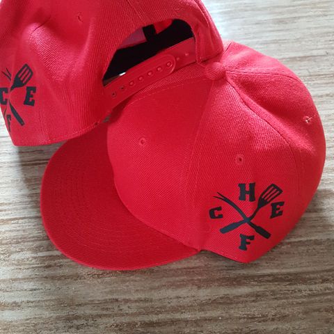 2 STK NYE CHEF SNAPBACKS/CAPS