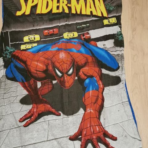 Amazing spiderman dynetrekk + putetrekk til juniorteppe