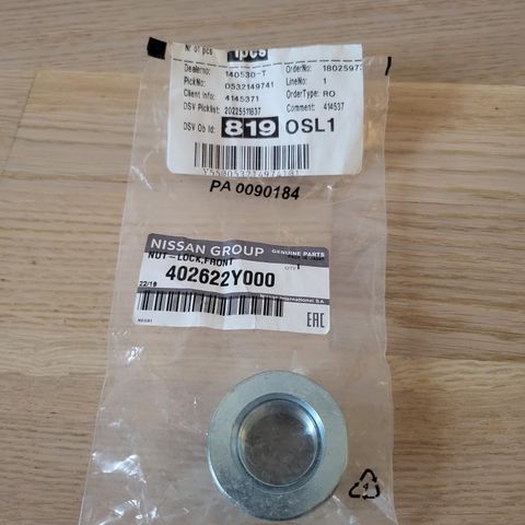 Nissan Leaf Hub nut