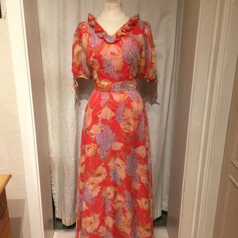 Vintage Vakker Maxi Kjole Original 1970s