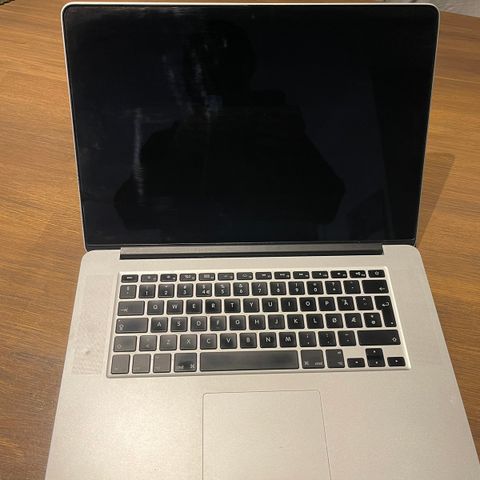 Macbook Pro 15 tommers retina 2012