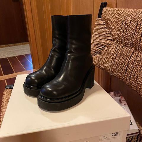 Boots fra Cos Str 36