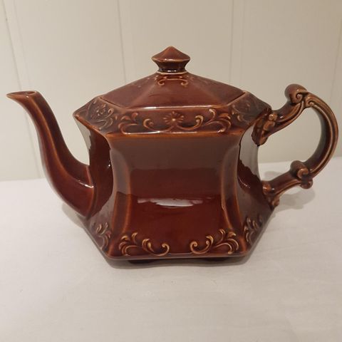 Retro Brun tekanne / teapot