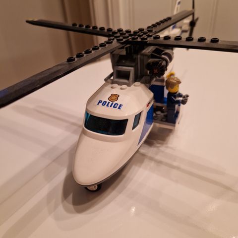 Lego City helikopter og bil