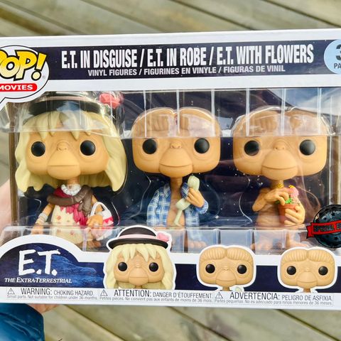 Funko Pop! E.T. in Disguise / E.T. in Robe / E.T. with Flowers (3-Pack)