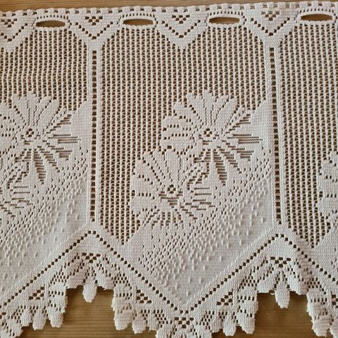 Retro vakker hvit gardin kappe med blomstermønster, 42 × 170 cm