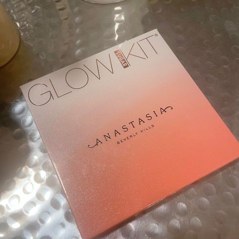 Anastasia glow kit - highlighter, Kun prøvd