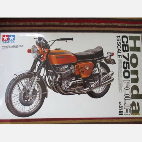 Meget sjeldent Honda CB750 K0 byggesett