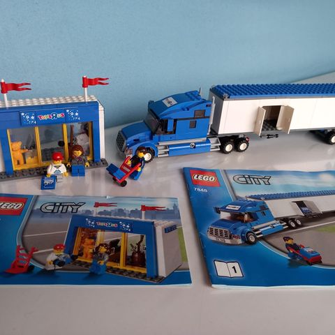 Lego City Toys "R" Us Truck 7848