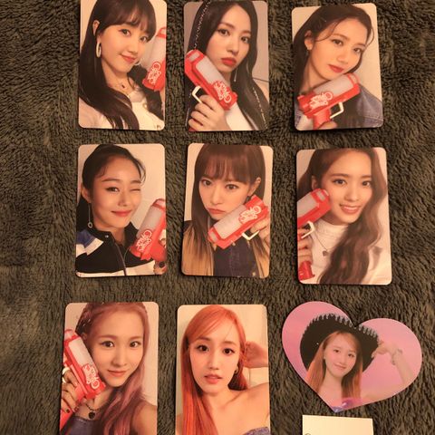 div cherry bullet kpop fotokort