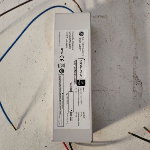 TRAFO TIL LED/  Power supply/trafo/ led. 24v og 12v. 220v-24/12v