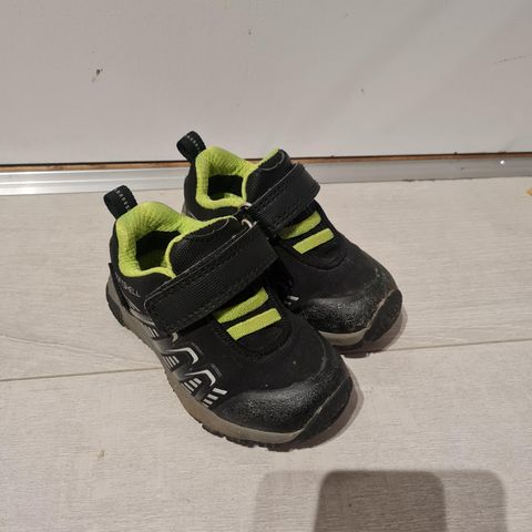 Gore-tex sko størrelse 21  fine sko - unisex barnesko 1-2 år