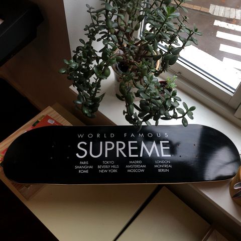 Supreme International skateboard 2015