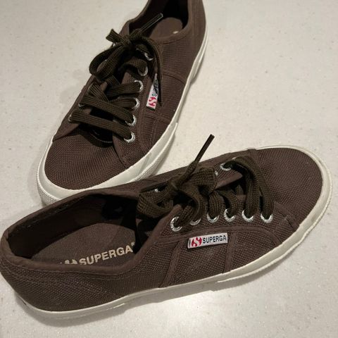 Superga sneakers