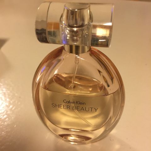 Calvin Klein. Sheer Beauty.  30 ml.