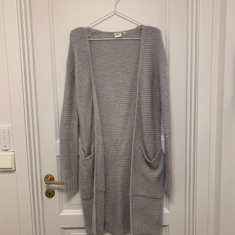 Object cardigan i ull (Str. XS)