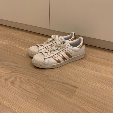 Adidas Superstar (Str. 40 2/3)