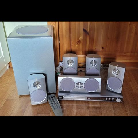PHILLIPS LX3600D - DVD- SOUND SYSTEM