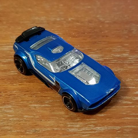 Fast fish Hotwheels