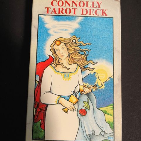 "Connolly tarot deck" av Eileen Connolly