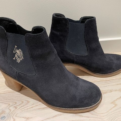 Polo boots