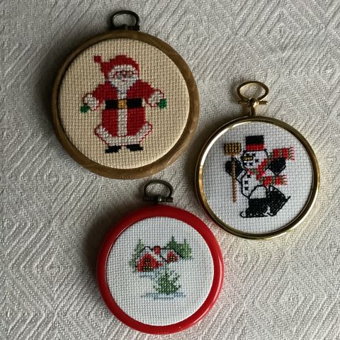 Bilder Broderte. Julepynt.