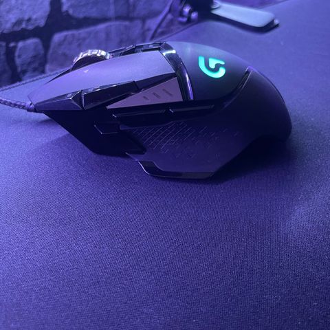 Logitech G502