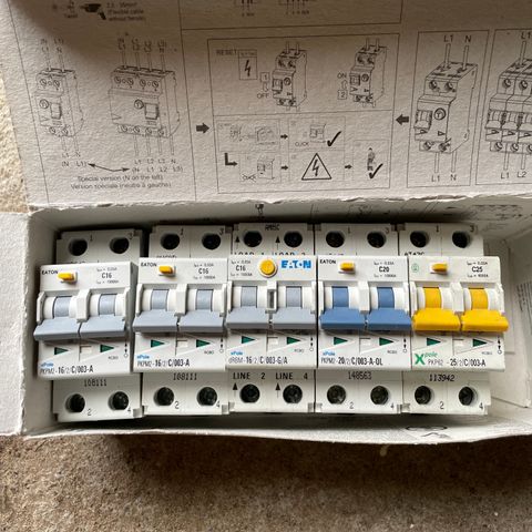 sikringer og jordfeilbrytere, 12v trafo, koblingsbokser, distrubisjonsblokker