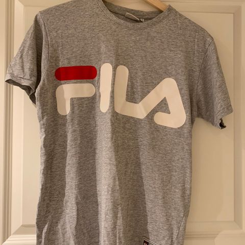 Fila t-skjorte