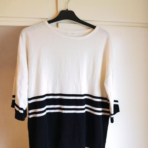 Kul oversized t-skjorte / genser