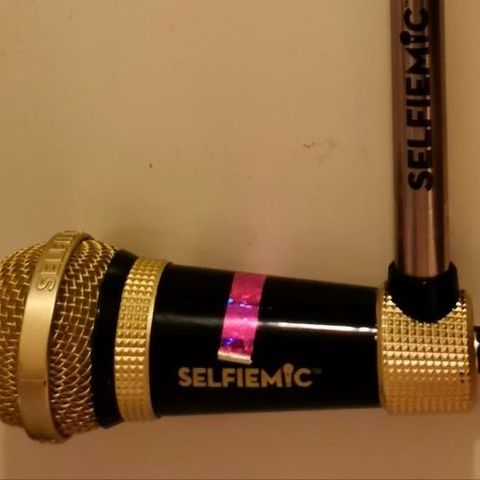 Selfiemic