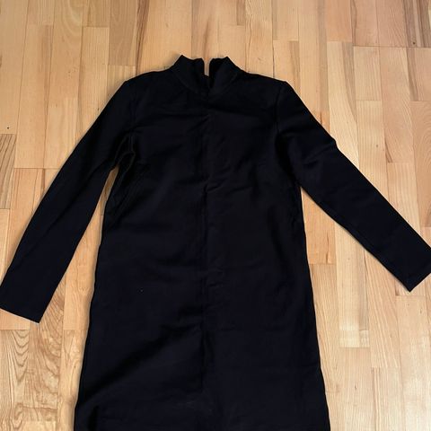 Zara svart kjole