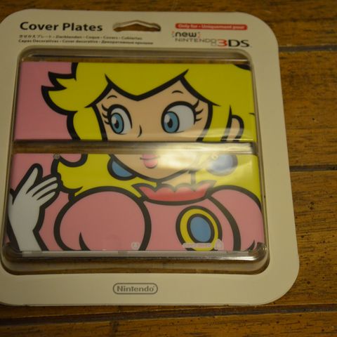 New Nintendo 3DS Princess Peach
