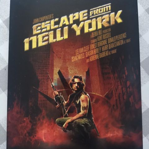 Escape from New York (DVD, region 1, collector's set)