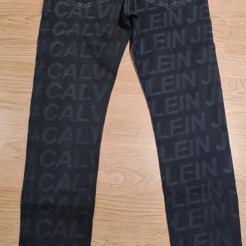 Ny Calvin Klein skinny jeans i str 29/32