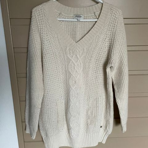 Deilig genser fra Jean Paul str M/L i ull og alpaca blanding.