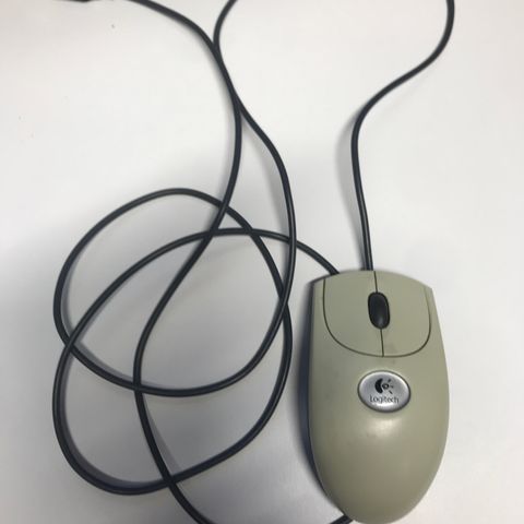 Logitech mouse. mus