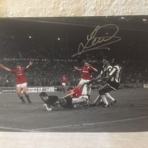 Manchester United - Lee Martin signert FA cupfinale 1990 fotografi
