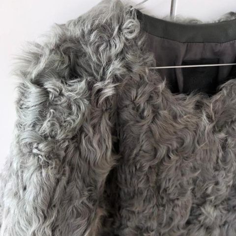 Ravn curly lamb coat