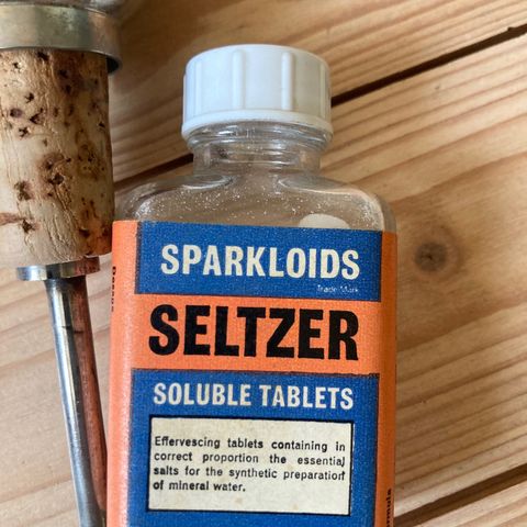 Sparkloids Seltzer brusetabletter + eldre helletut