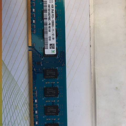 2x Hynix 4GB  2Rx8 PC3-12800U DDR3- 1600MHz