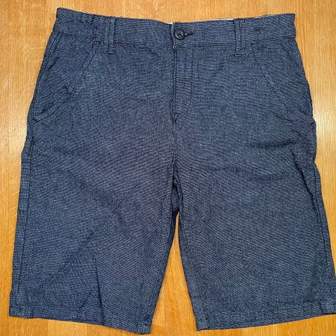 Som ny:  penshorts i str. 170