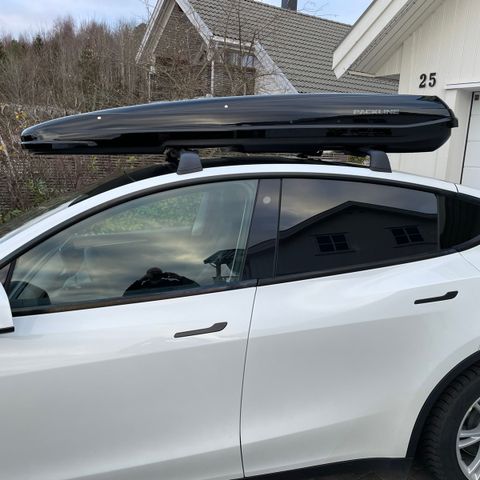 Packline takboks/skiboks til leie. Passer Tesla 3/Y/S og andre merker.