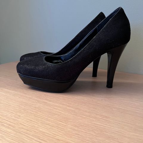 Ikoniske sorte pumps fra Dorothy Perkins str 38