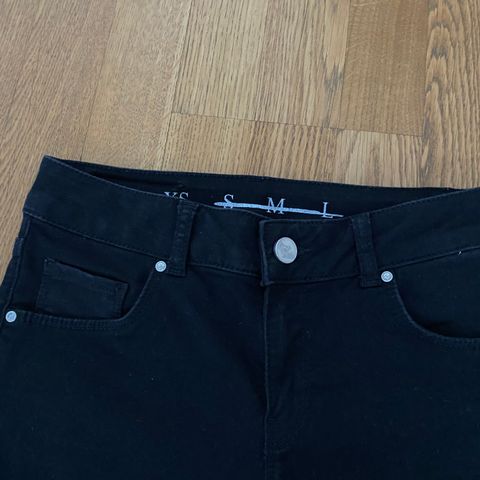 Bik bok skinny jeans svart XS ikke brukt