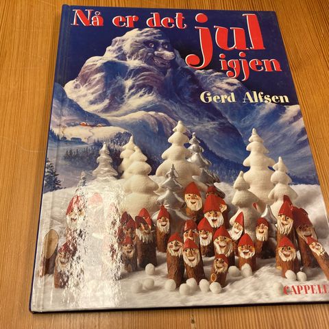 Gerd Alfsen : NÅ ER DET JUL IGJEN