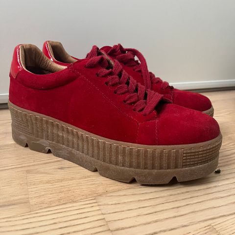 Røde Shoe Biz Copenhagen sko
