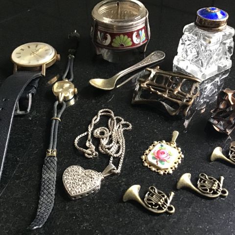 gamle smykker og alt av ting i sølv ønskes