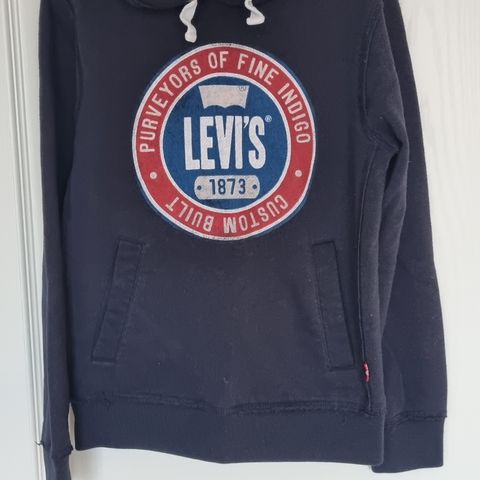 Levi's hettegenser 10 år